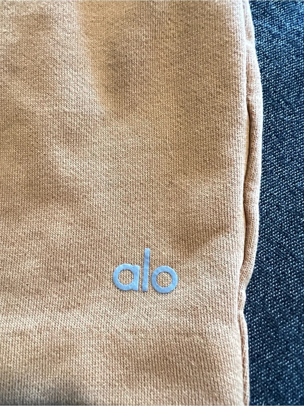 Alo Yoga French Terry Drawstring Lounge Shorts Women’s Size Medium Camel/Tan